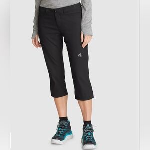 Eddie Bauer Guide Pro Capris  / Black Capris